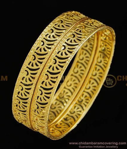 BR127224 Beautiful Peacock Feathers Kerala Gold Leaf Bangle Designs For  Marriage Online