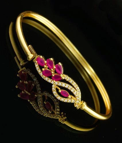 Noorani Traditional Antique Gold Plated Baahi (Bracelet) – KaurzCrown.com