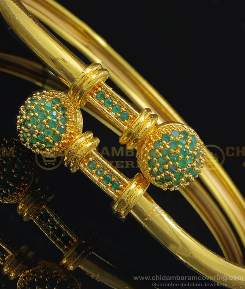 Green Strawberry Quartz Healing Crystal Gemstone Beads Gold Bracelet –  Moana Treasures