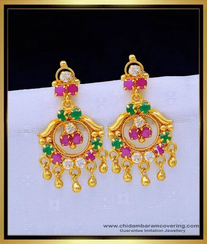 Buy Gold Wedding Earrings Online in India I Gold Wedding Earrings Designs @  Best Price | Candere by Kalyan Jewellers