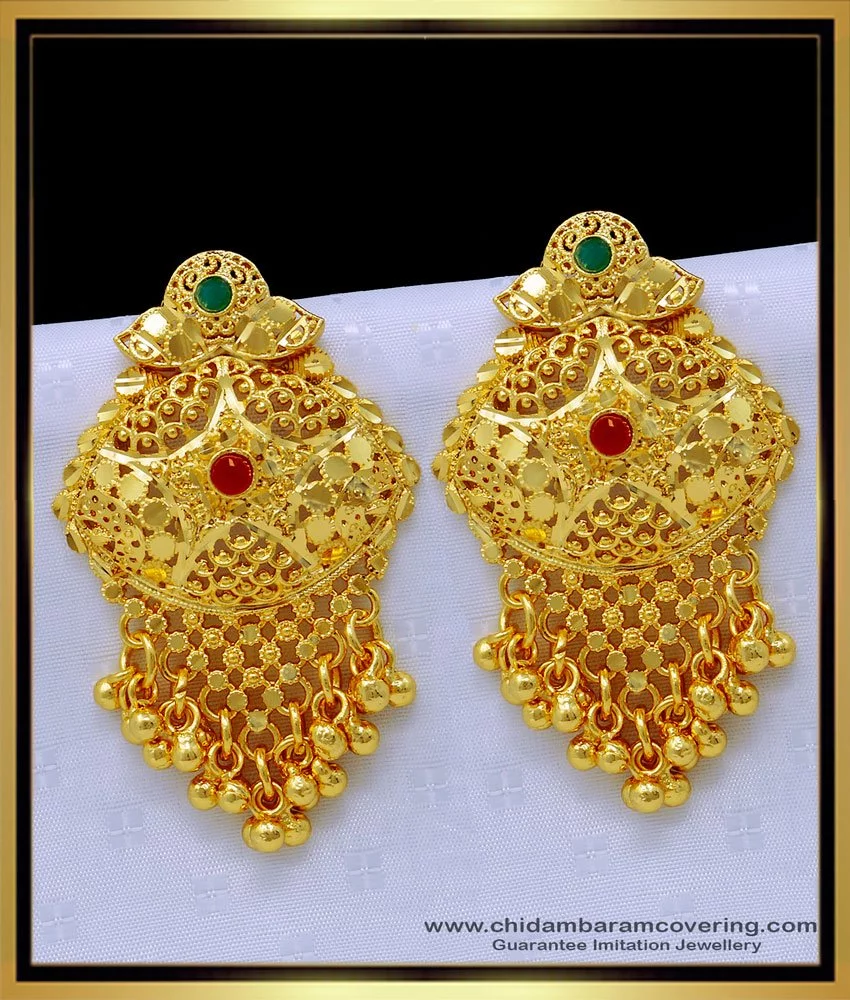 Chandelier Chhillai Gold Earrings