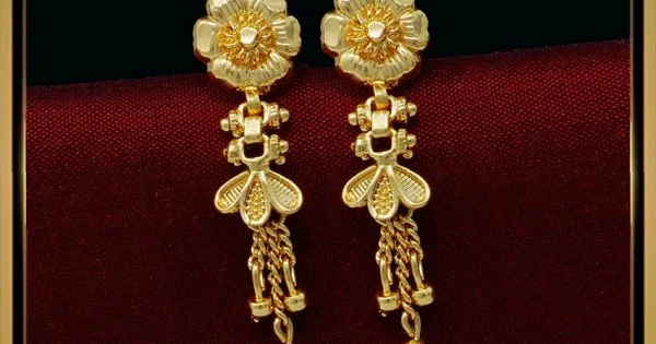 Below 5 grams Gold Earring Designs || Latest GOLD EARRING Collection -  YouTube | Simple gold earrings, Gold earrings designs, Bridal gold jewellery