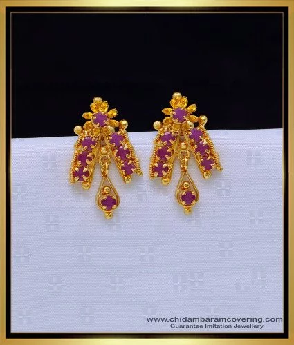 Real Diamonds Round simple daily wear use natural diamond earring sutd 18kt  gold earring at Rs 26100/pair in Surat