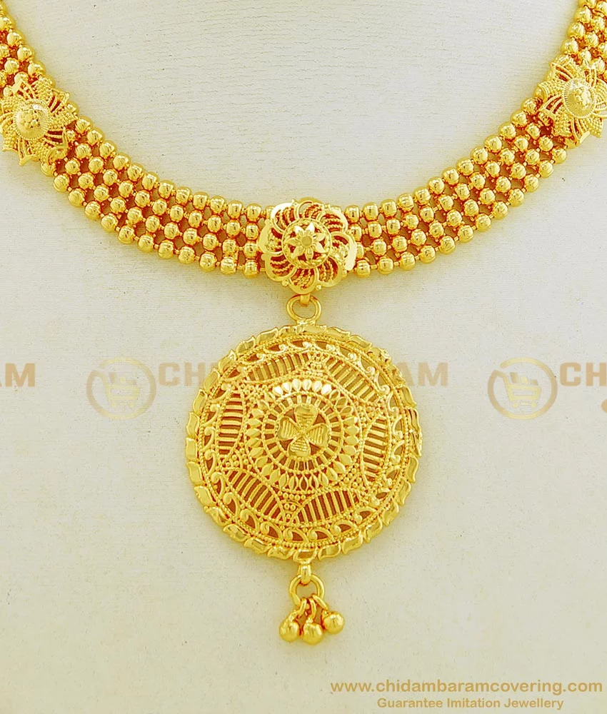 Fashionable Gyananda Lappa Gold Necklace for women under 135K - Candere by  Kalyan Jewellers