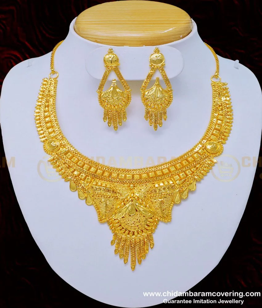 Buy quality 22K Gold Wedding Necklace Set in Pune