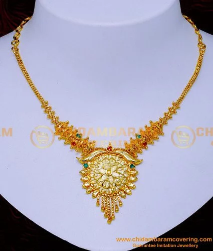 Ruby and Bezel Diamond Gold Necklace | KLENOTA
