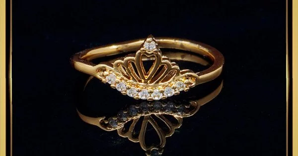 Crown Ring 8 | Rings for girls, Princess ring, Crown ring princess
