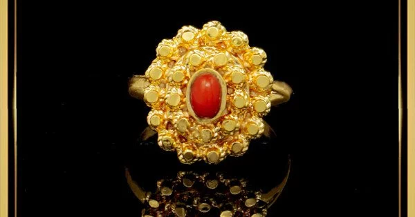 22K Gold Plated Ruby Studded Floral Carved Ring – Curio Cottage