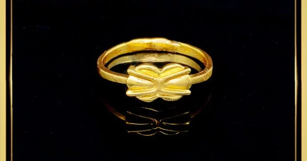 latest gold ring designs/ Daily Wear Gold Rings Designs For Women / Simple  Gold Ring Designs - YouTube